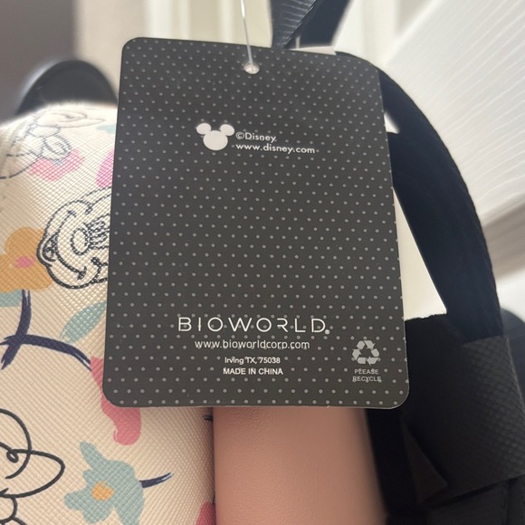 Minnie Mouse Backpack with Pink Bow & Ears.    SMOKE/PET FREE HOME.   WITH TAGS - Picture 2 of 3